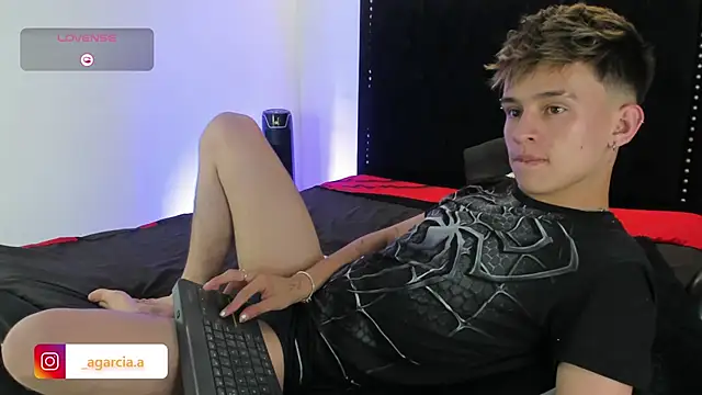 LiamWildx20 Webcam-Show