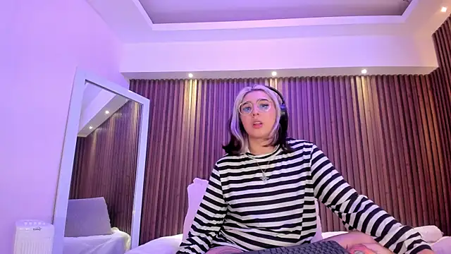 Chat +18 de GabyRose9 ao vivo