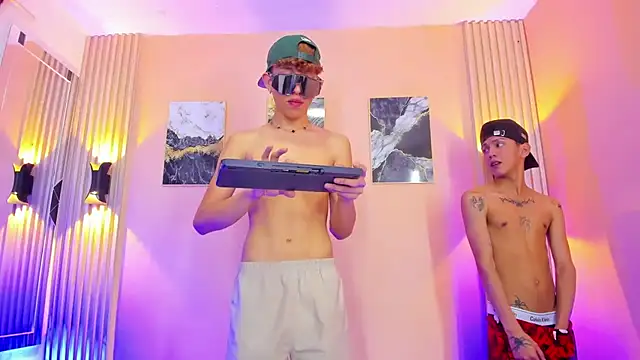 Show modela Marcus_and_Tony na web-kameri