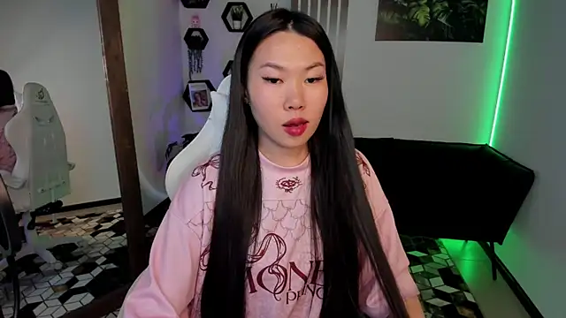 LunaPurrr's Live XXX Chat