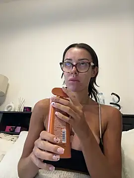 SexySophiaax – webcam-show