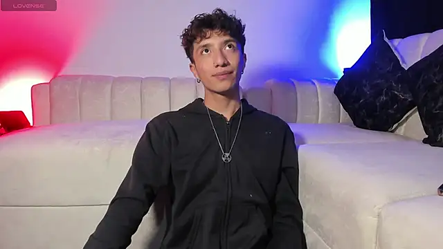 mhatias_ Show Webcam