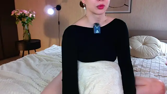 XXX chat uživo modela mynameloveeeeee