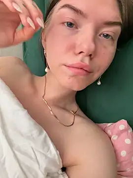 Онлайн чат XXX Lisaaa_Alisa