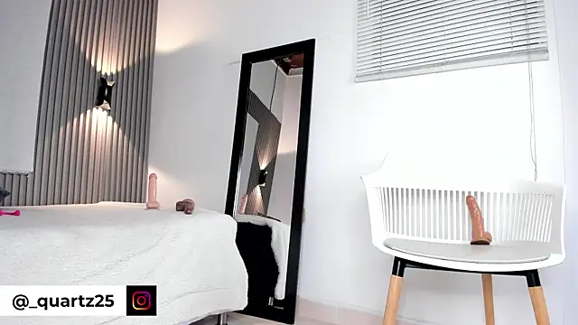Zafiiraa Chat XXX in diretta