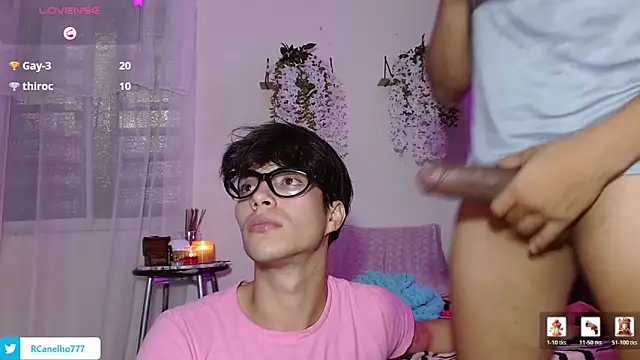 XXX chat uživo modela COUPLEHOTTDF