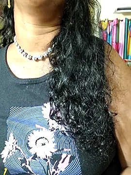 AMRUTHA-116 লাইভ XXX চ্যাট