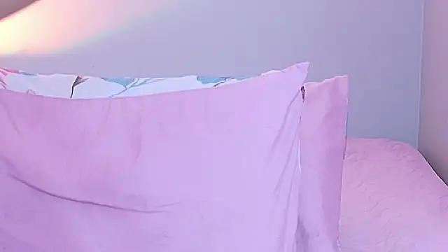 cutepetitee's Live XXX Chat