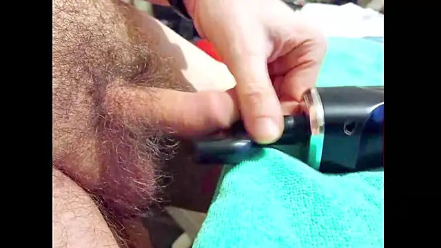 hairyuncut00 webkamerás műsora