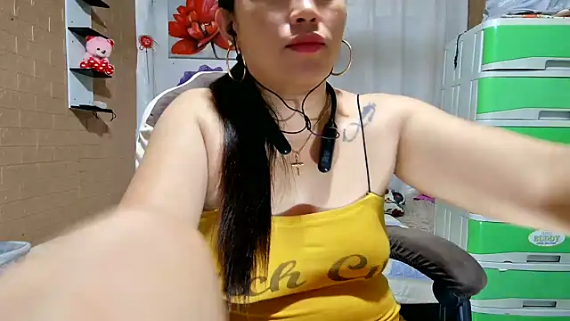 Filipina_Desire Pertunjukan Webcam