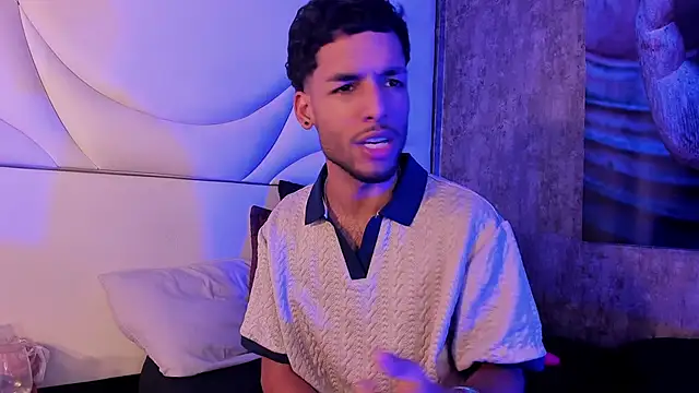 Thiagoferreti webcam show