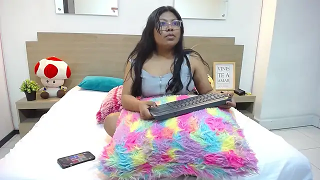 Czat XXX na żywo – Kiri_Black_