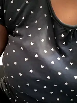 Umma-2 Live XXX-Chat