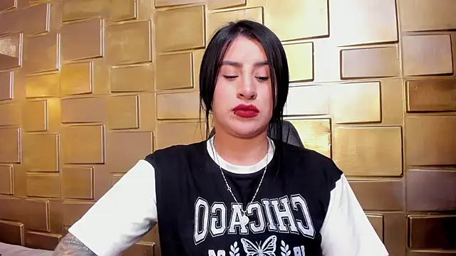 Nara_belen Chat XXX in diretta