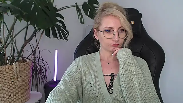 Živý XXX chat CinderellaMoon