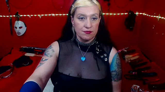 MATURE_Randy's Live XXX Chat