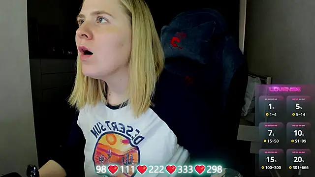 Chat +18 de Olivia_Munk ao vivo