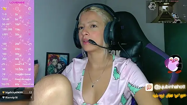 Show de jujubinhahot na webcam