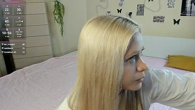 MidnightPoise's Live XXX Chat