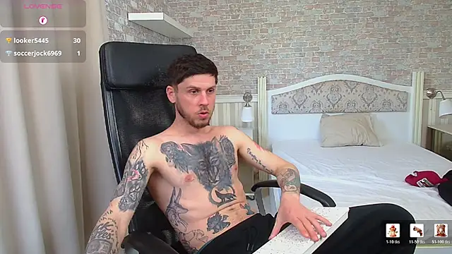 Онлайн чат XXX JonahShaw
