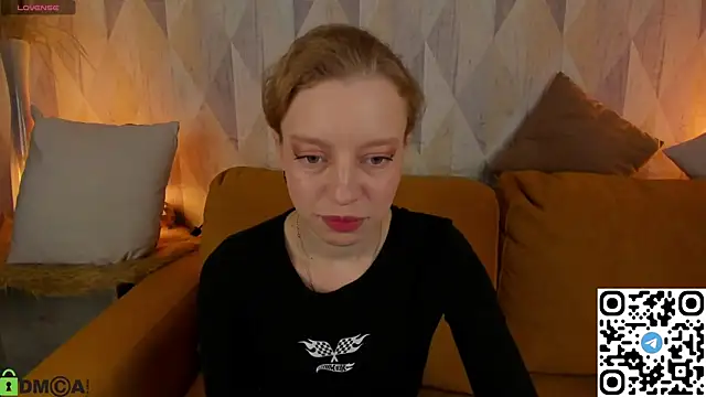 Michelle_Blond 现场XXX聊天