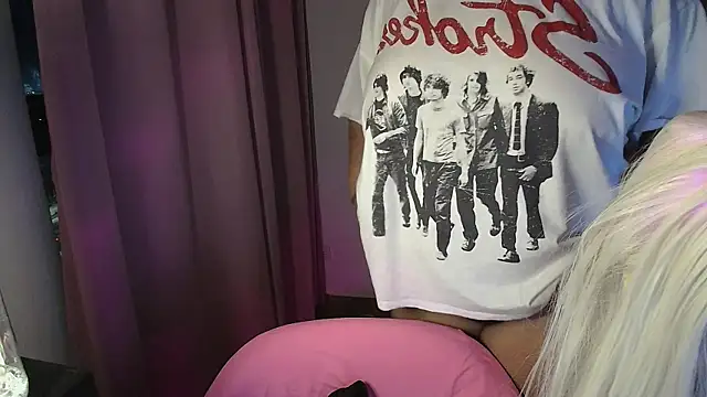 pinkbaddie777 现场XXX聊天