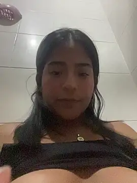 LeahBar Show Webcam