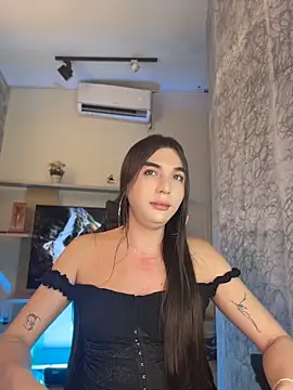saracaball_ live XXX chat