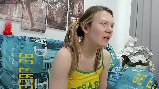 Sunny_Sammy Chat XXX live