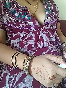 samitasharma Adlı Modelin Canlı XXX Sohbeti