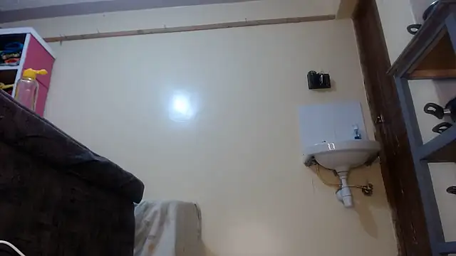 Africanbabe_ Adlı Modelin Canlı XXX Sohbeti