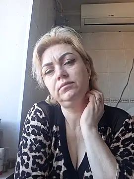 SylvieGold453 – Kamerová šou