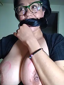 naughty_doll_horny 网络视讯表演