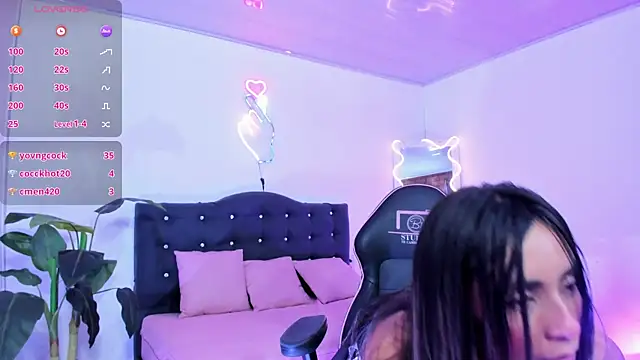 LINDSAY_TAY 라이브 XXX 채팅