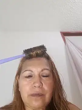 Kazsandraa Chat XXX in diretta