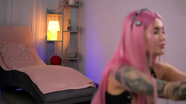 Онлайн чат XXX Miky_Lust