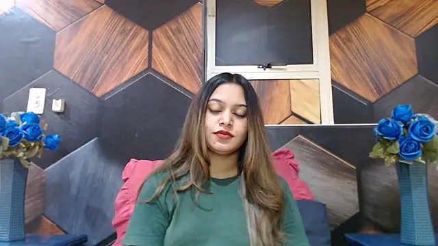 indianclassic18's Live XXX Chat