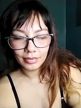 shio_26 live XXX chat
