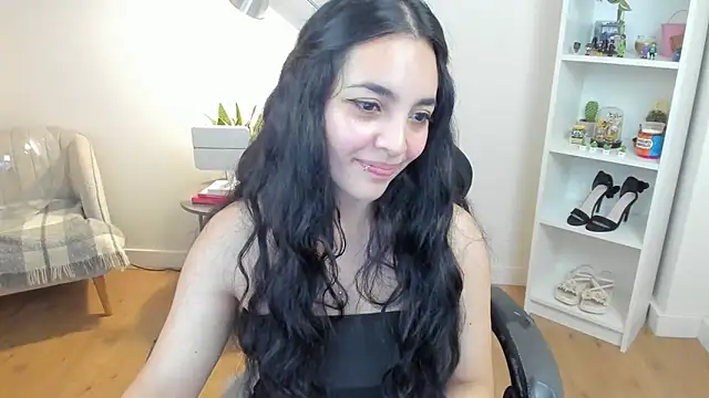 _BellaEvans_ élő XXX-chatje