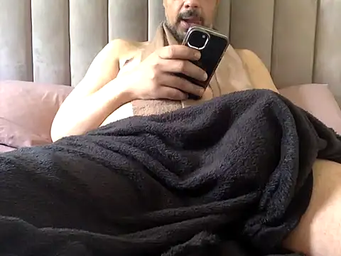 CaiBull – Live XXX-chat