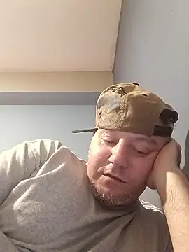 yoursextoy83 webcam show
