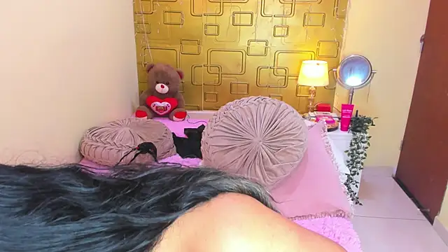 Chat XXX ao vivo de Julia_Haye
