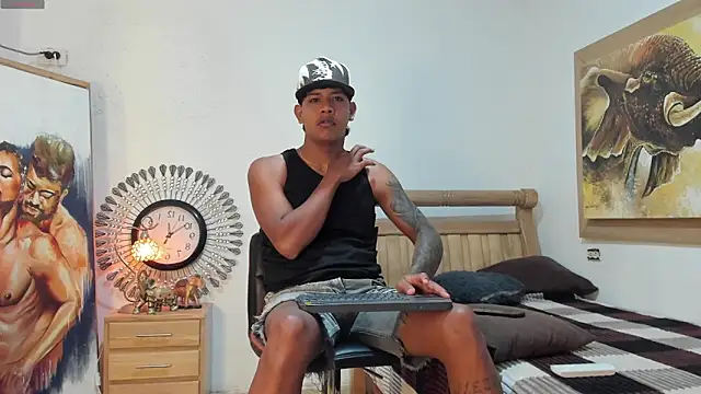 Chat +18 de mr_stiven_ ao vivo