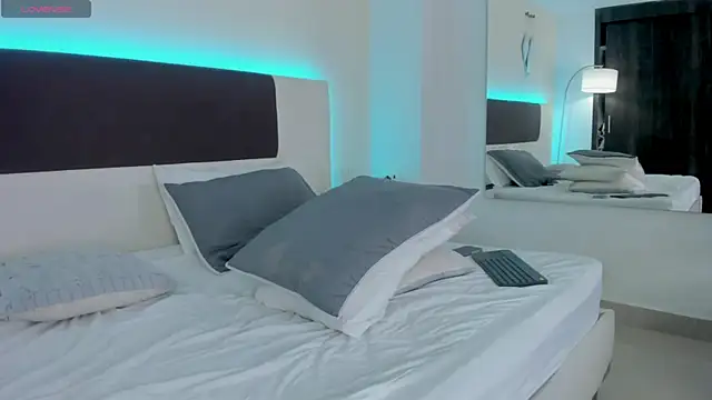 Sky_Loren 라이브 XXX 채팅