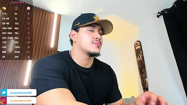 Živý XXX chat lucasanto_