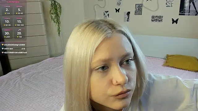 MidnightPoise Live XXX-Chat