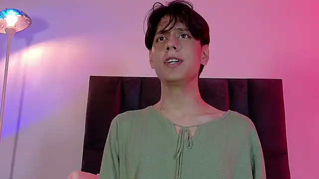 lui_x_dust 即時 XXX 聊天