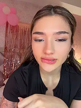 ArianavilladaのライブXXXチャット
