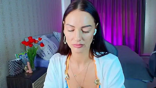 แชท XXX สดของ MalenaBelucci_