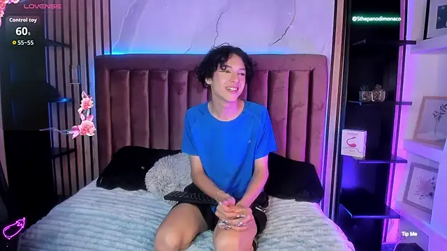 SthepanodiMonaco 现场XXX聊天